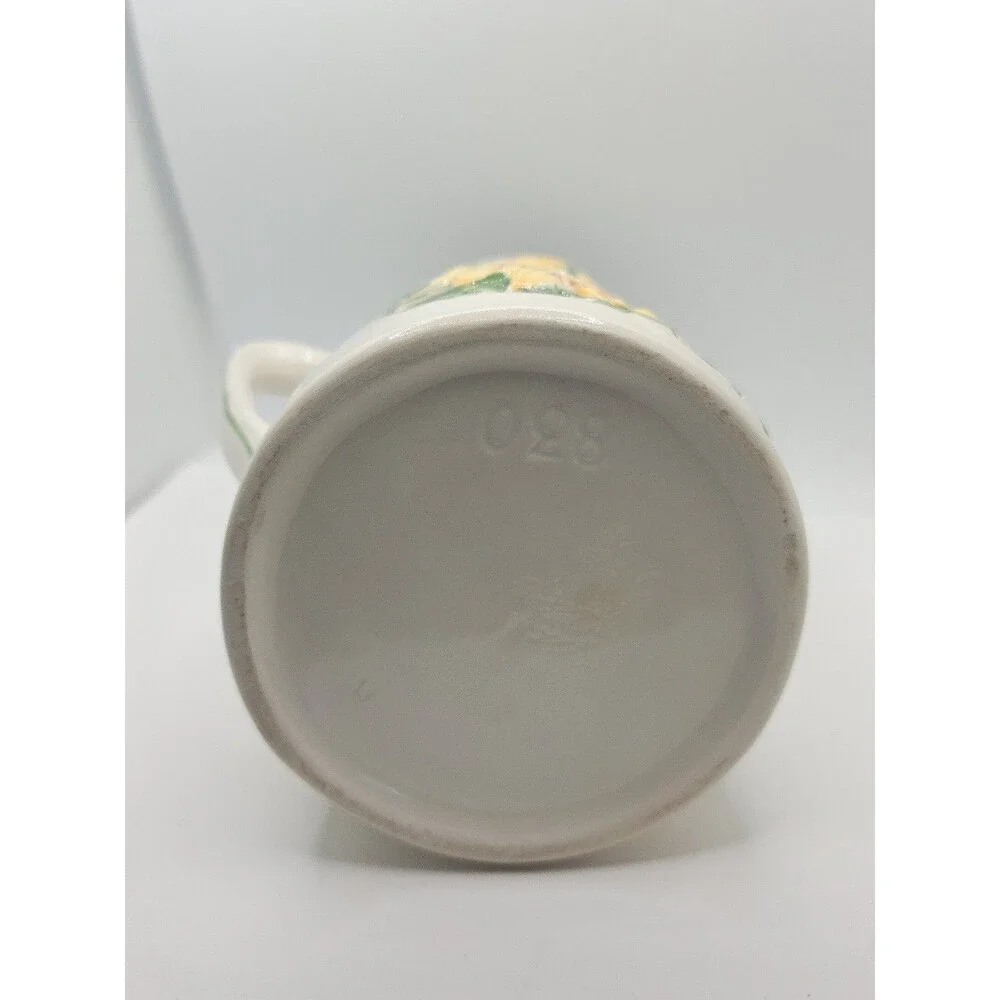 Vintage-collectible Jay Willford Sunflower Water Pitcher